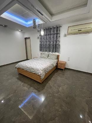 Villa is also suitable for children Vacation rental in South District
