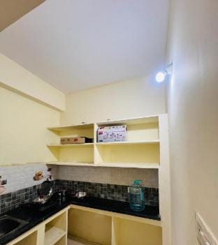 Flat 1bhk in hyderabad 37 Vacation rental in Hyderabad