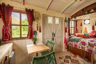 Orchard View Shepherds Hut Vacation rental in Horsham District