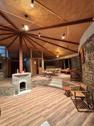 Mukteshwar / Room for Backpackers Vacation rental in Uttarakhand