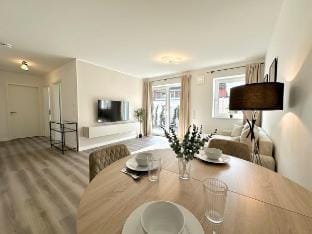 Terrace apartment with parking space, near train Vacation rental in Schleswig-Holstein