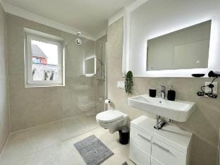 Terrace apartment with parking space, near train Vacation rental in Schleswig-Holstein