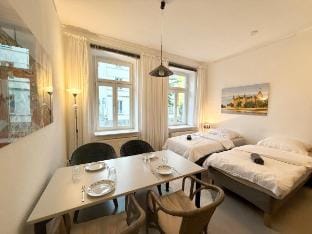 Central apartment | 2 kitchenettes | near train Vacation rental in Schwerin