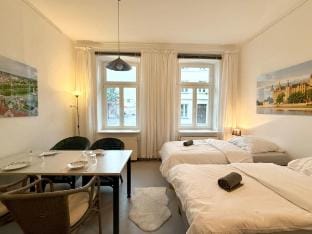 Central apartment | 2 kitchenettes | near train Vacation rental in Schwerin