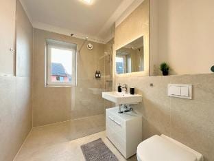 Modern apartment | parking space | near train Vacation rental in Schleswig-Holstein