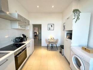 3-room apartment with 2 balconies /coffee/smart TV Vacation rental in Bremerhaven