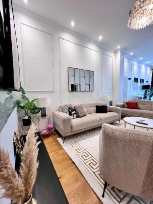Spacious Family Apartment for 9 near Brussels Midi Vacation rental in Saint-Gilles