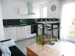 Apartment in Lilia near Kastell Ach Strand Vacation rental in Plouguerneau