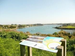 Apartment in Lilia near Kastell Ach Strand Vacation rental in Plouguerneau