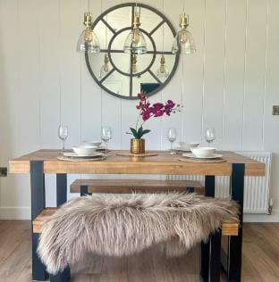 Lakeside Boutique Phoenix - Luxury Lakeside Lodge Farm Stay in Newark and Sherwood District