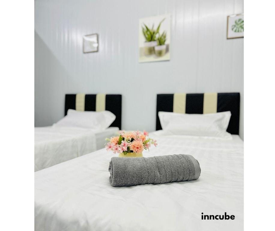 Cube Homestay @ Studio Inanam  Vacation rental in Kota Kinabalu