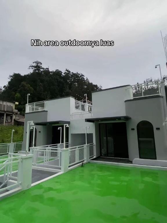 Nuha Glamping Syariah Tawangmangu Hotel in Indonesia