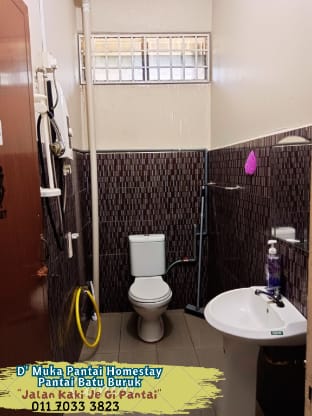 D'Muka Pantai Homestay Pantai Batu Buruk Vacation rental in Terengganu, Malaysia