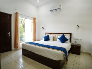 1BR Deluxe | The Golden Mango |FF| By Homeyhuts_2 Vacation rental in Uttarakhand