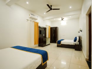 1BR Deluxe | The Golden Mango |FF| By Homeyhuts_2 Vacation rental in Uttarakhand