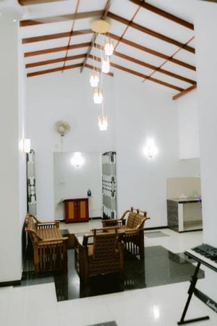 Grand Line Apartments  Vacation rental in Kamburugamuwa