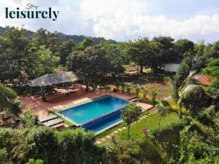 StayLeisurely Glass & Clay Retreat, Pawna Lake Vacation rental in Maharashtra