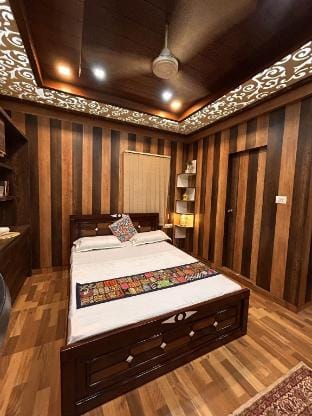 Designer Room in Villa-Garden, Gym, Parking & WiFi Vacation rental in Bengaluru