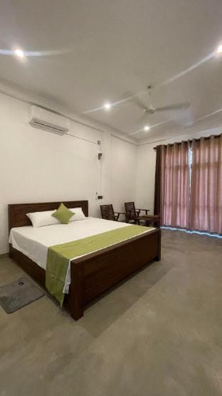 SURF AND CO. MADIHA MATARA Vacation rental in Southern Province