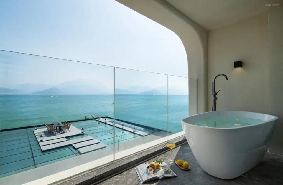 Semporna Private Hot Spring Beach Resort Hotel Shenzhen Jiaochangwei Branch Hotel in Shenzhen