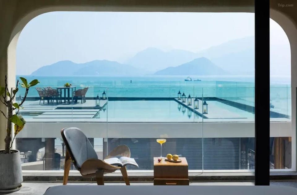 Semporna Private Hot Spring Beach Resort Hotel Shenzhen Jiaochangwei Branch Hotel in Shenzhen