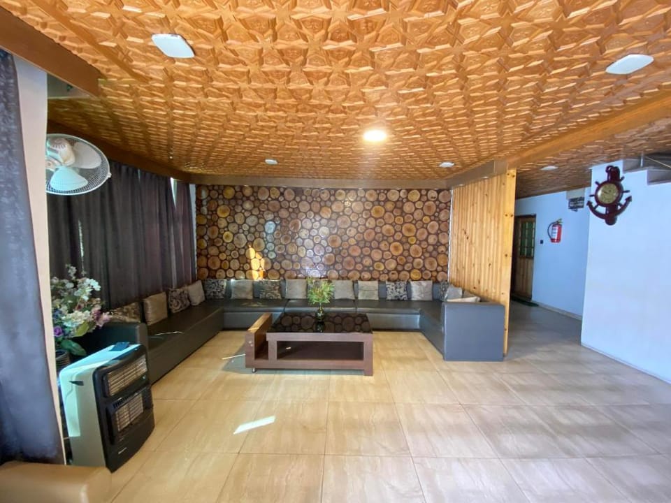 Hotel Green Leaf Srinagar Jammu and Kashmir Hotel in India
