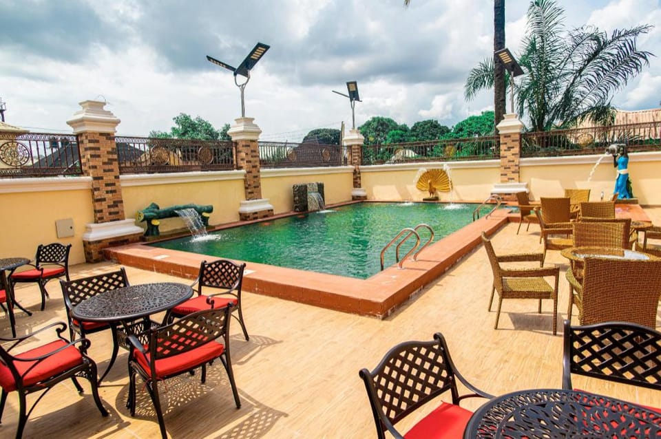 IMMACULATE ROYAL INTERNATIONAL HOTEL OWERRI, Hotel in Nigeria