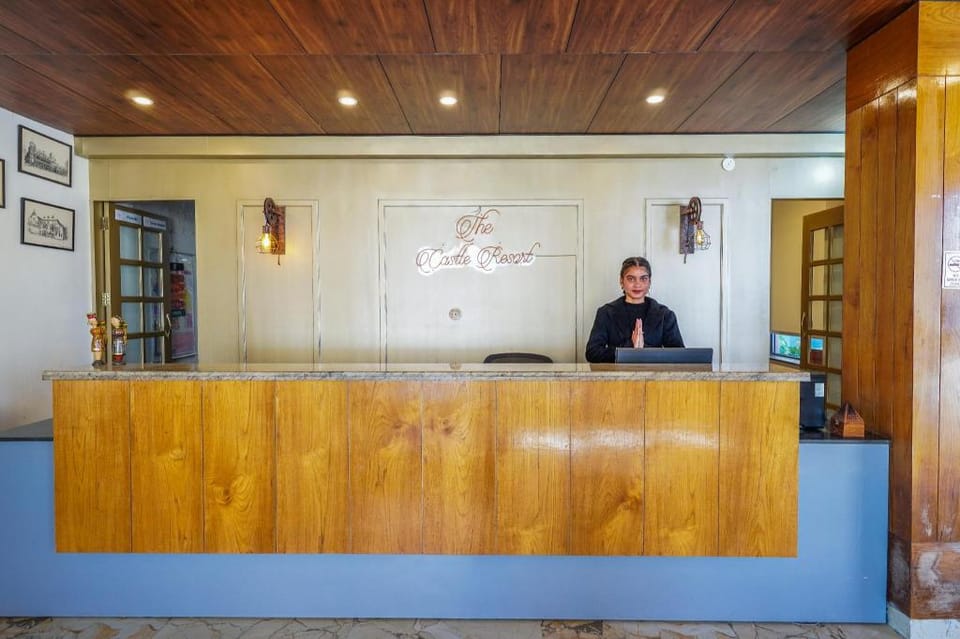 Carom The Castle Resort Fagu Shimla Hotel in Himachal Pradesh