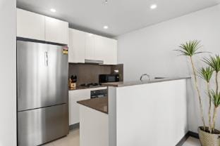 Central 2-Bed with Parking & Stunning Views Apartment in Parramatta