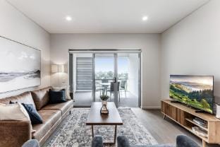 3-Bed Apartment in Beautiful Kiama with Study Nook Apartment in Kiama