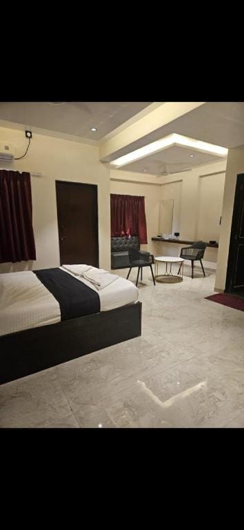 Hotel Lotus Executive, Pune Hotel in Pune