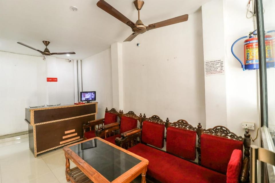 SPOT ON by OYO Sarnath Tourist Guest House Hotel in Varanasi
