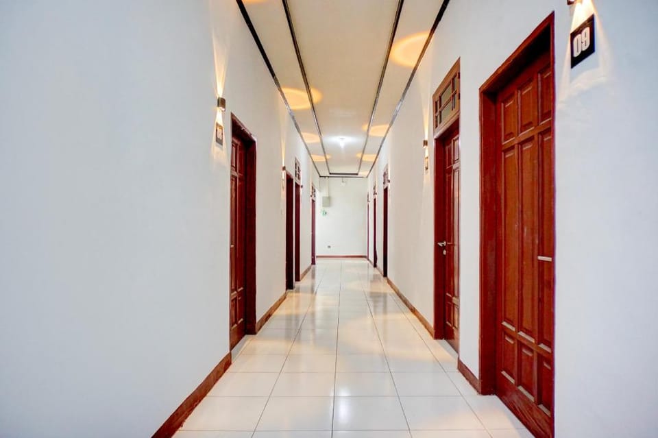 Dancenter Krakatau Near Universitas Muhammadiyah Sumatra Utara (umsu) Hotel in Indonesia