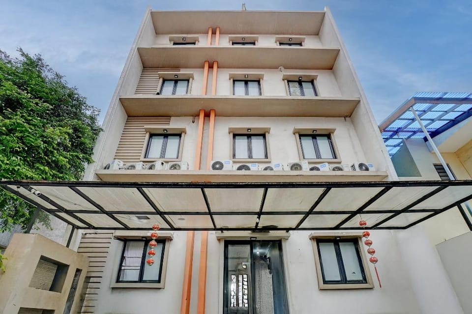 Dancenter Pondokan Kota Jakarta Hotel in Jakarta