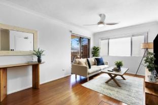 Coastal 2-Bed with Balcony, 200m from Beach Apartment in Burleigh Heads