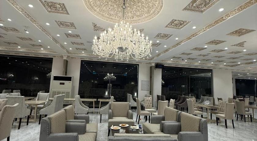 Regency Suites Hotel in Lahore