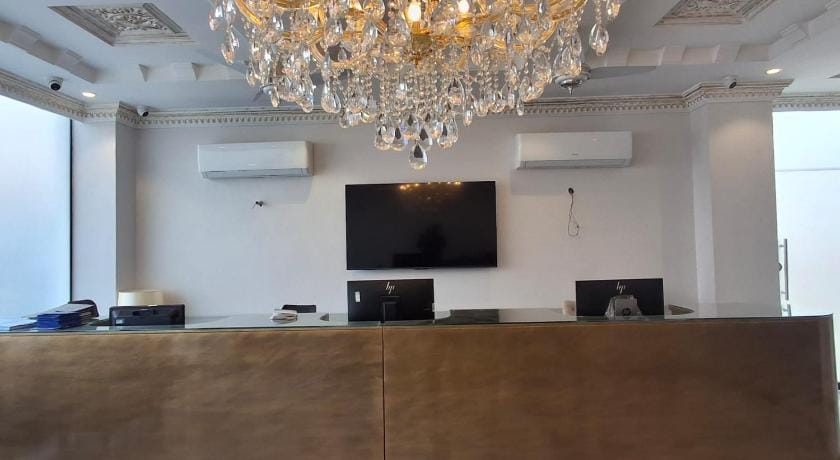 Regency Suites Hotel in Lahore