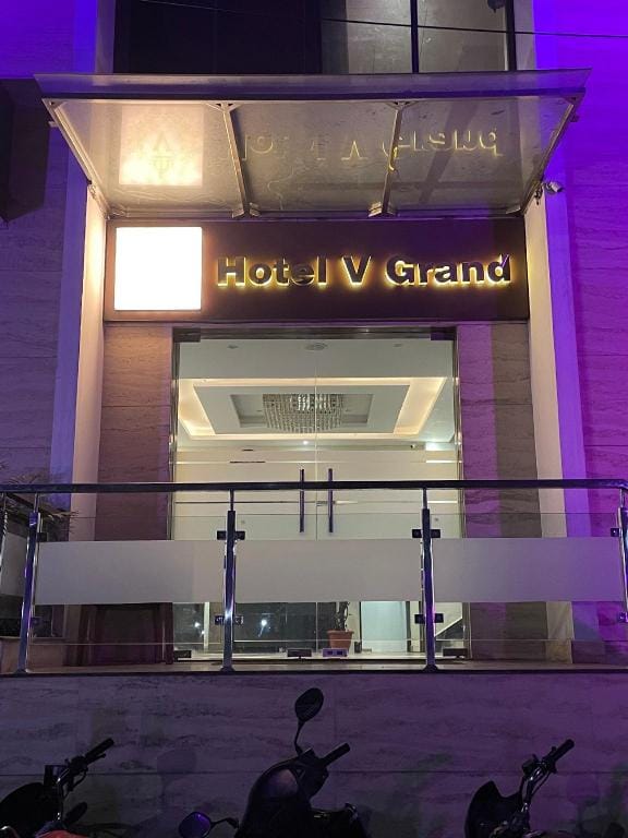 Hotel V Grand Bareilly Hotel in Uttar Pradesh