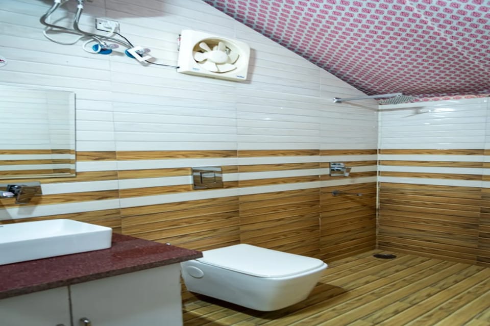 The Salvan Resort Hotel in Uttarakhand
