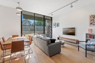 Chic 2-Bed Apartment in Vibrant St Kilda Apartment in Saint Kilda