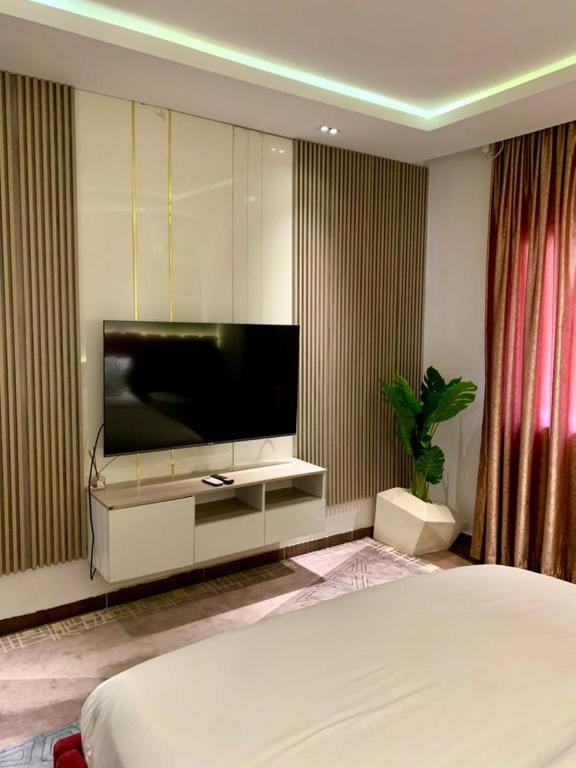 Sujimoto Residences-The Aves Hotel in Lagos