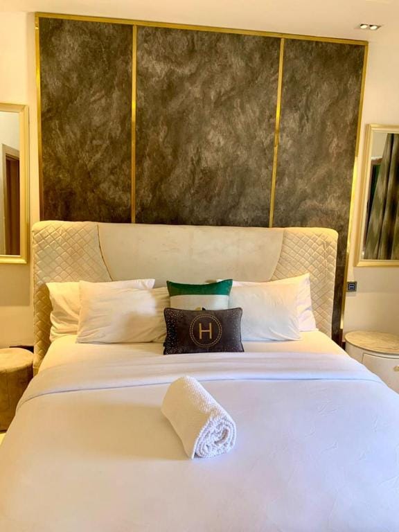 Sujimoto Residences-The Aves Hotel in Lagos
