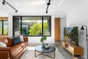 Impeccable 3-Bed Home Near the Beach Apartment in Manly