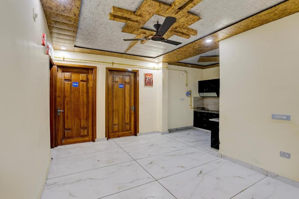Hotel O THE NEST Hotel in Noida