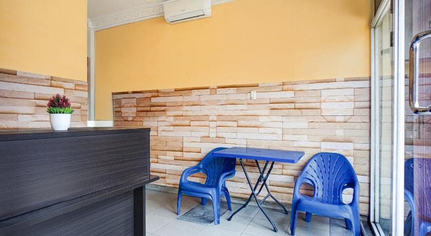 OYO 95017 Kapten Muslim Residence Hotel in Indonesia