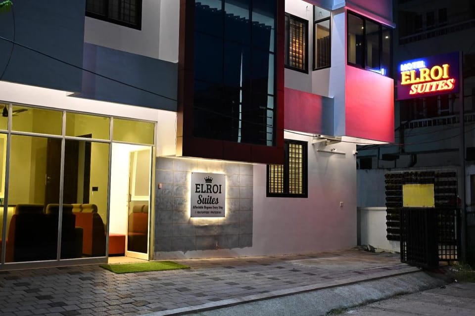 Hotel Elroi Suites Hotel in Kochi
