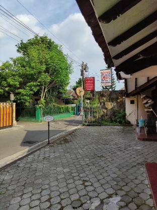 Fortuna Jogja Guest House & Rental Inn in Yogyakarta