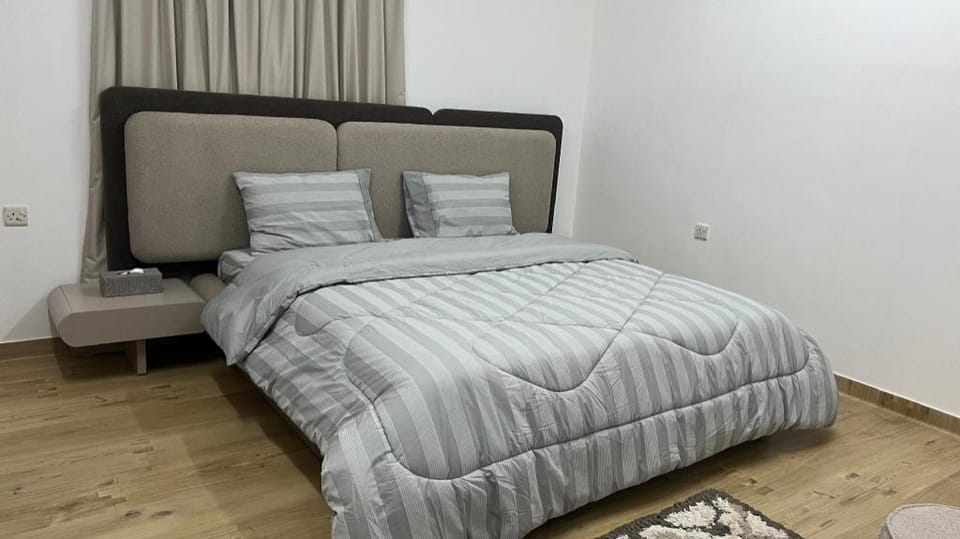 المسارات الدولية Hotel in Muscat