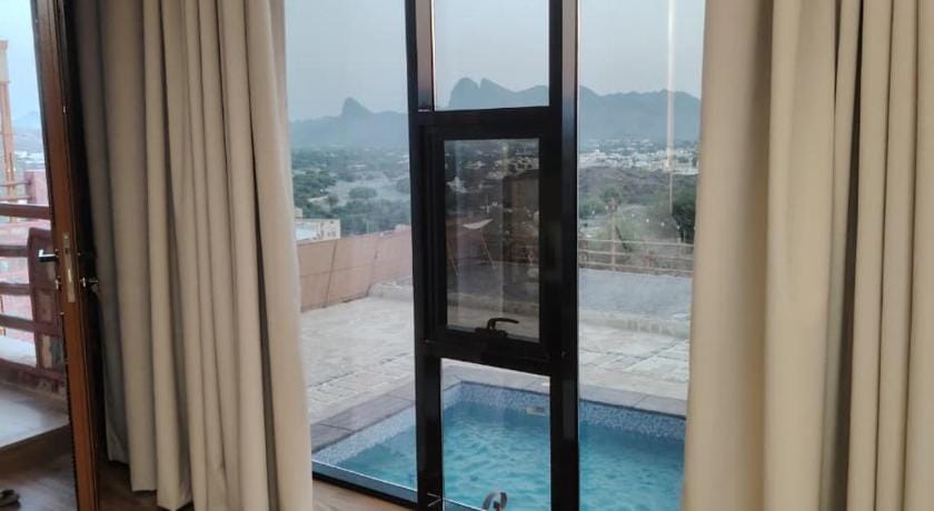 ALREEF CAVE كهف الريف Hotel in Oman