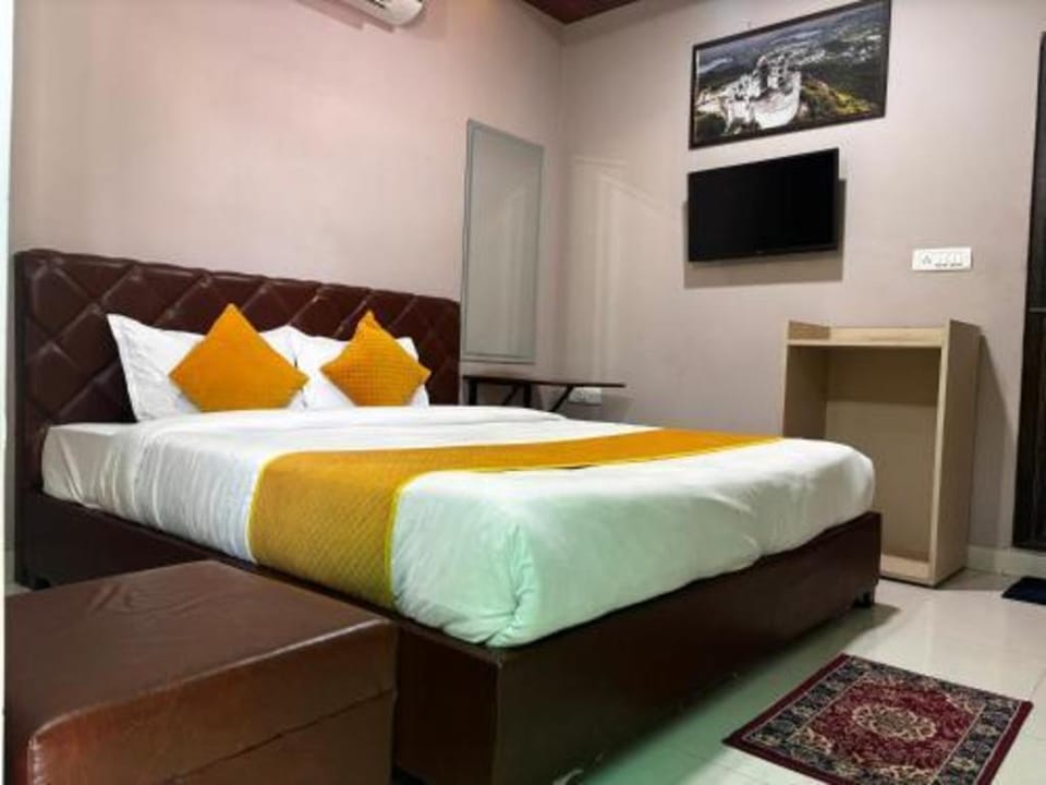 Seven Hills Resort-Udaipur Hotel in Gujarat